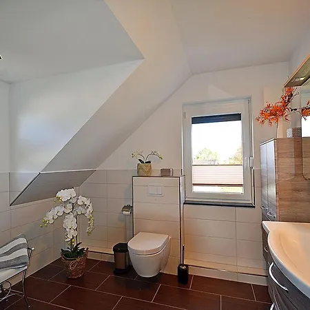 Lotsenhaus Breege
